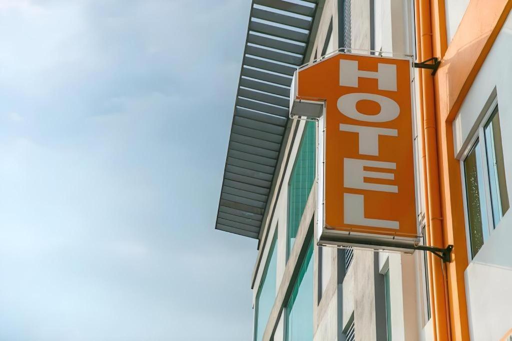 1 Hotel Mahkota Cheras Exteriér fotografie